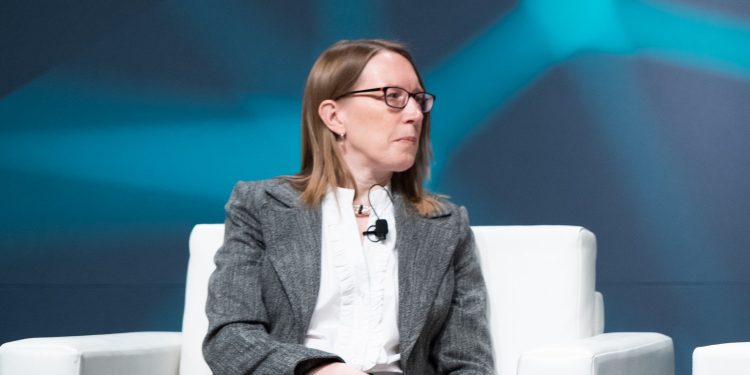 SEC Commissioner Hester Peirce Proposes 3-Year Safe Harbor Period for Crypto Token Sales