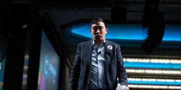 Cryptocurrency Proponent Andrew Yang Ends Presidential Bid