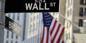 A $9,000-Retest Probably for Bitcoin as BTIG Relays Negative S&P 500 Outlook