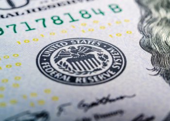 Bitcoin, Stocks Drop as Greenback Rebounds forward of U.S. Trade Facts