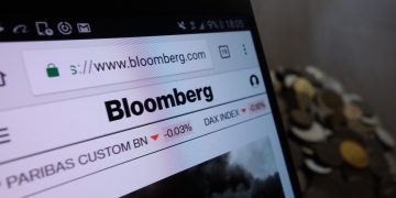 Bloomberg Analyst Sees Bitcoin at $13K Irrespective of Hints of Deep Breakdown