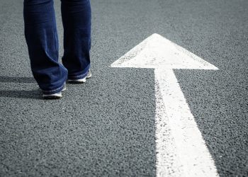 Bitcoin Could Hit $12K on Ethereum-Tailing Behaviour: Analyst