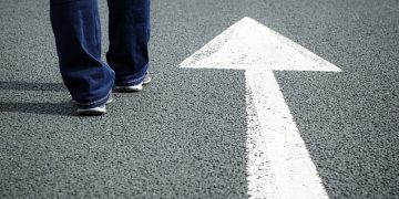 Bitcoin Could Hit $12K on Ethereum-Tailing Behaviour: Analyst