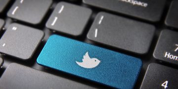 Bitcoin Trends on Twitter in the U.S. and Canada as Value Jumps 15%