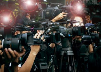 Destructive Media Coverages Wake Bitcoin as Cost Falls to $9K