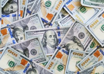 Analysts Believe the U.S. Dollar May well Bottom—and That’s Bad for Bitcoin
