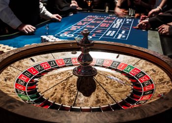 Crypto Insiders Aware Tokens Are Worthless, Speculate Anyway