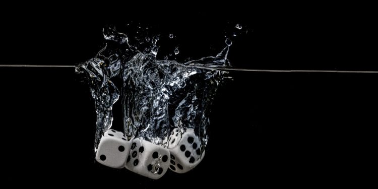 Shorting Bitcoin Now is “Pure Gambling” Statements Top Trader