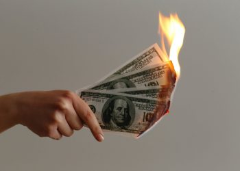 The US Dollar is “Ready to Split Down” – How This May perhaps Effect Bitcoin