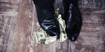 Weaker US Dollar Pushes Bitcoin Toward $12K A Weekly Outlook