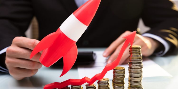 Bitcoin, Metals, And Equities “Will Fly” If Greenback Downtend Deepens