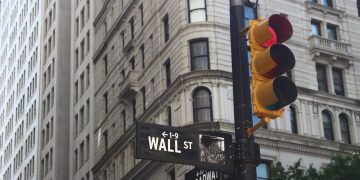 CNBC’s „Mad Cash“ Host Jim Cramer Is Eventually Getting Bitcoin