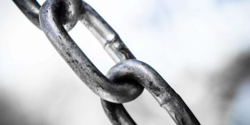 The KuCoin Hacker is About to Offer Stolen Chainlink Why Analysts Are not Concerned