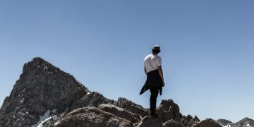 Yearn Finance’s YFI Reclaims $40K after Coinbase Listing