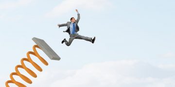 Ethereum Bullish Breakout Sample Indicates Fresh Rally Toward $450