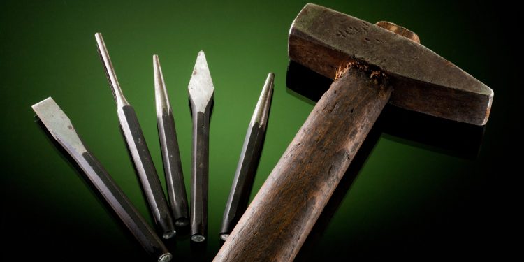 Bitcoin Bullish Hammer Reversal Forming, But Beware Of Bull Entice Likely