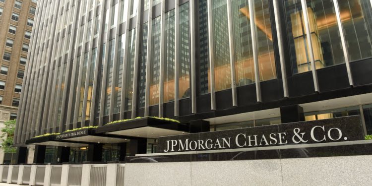 JP Morgan Analysts Describe Why Bitcoin Selling price is Slipping