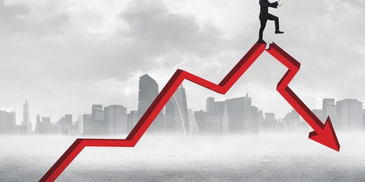 Bitcoin Nosedives To $28.5K, Why Critical Assist Turned Resistance