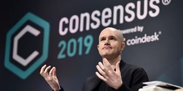 Coinbase Trades at a $77B Valuation as BTC Heads Towards a $1T Market Cap