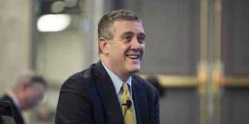 Head of St Louis Fed Says Bitcoin Not a Challenge to US Dollar’s Global Dominance