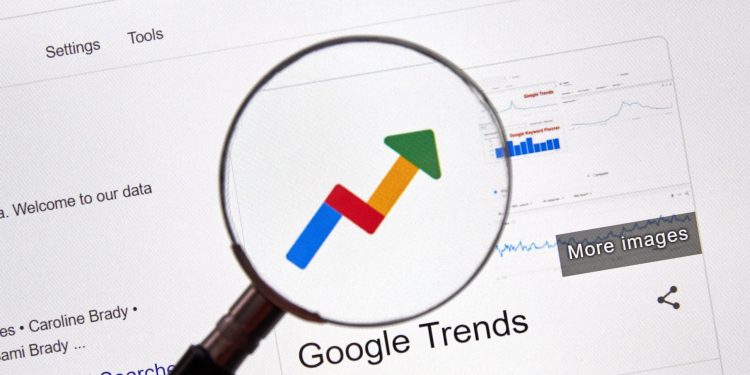 “Invest in Crypto” Surpases Bitcoin Queries On Google