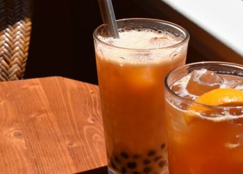 Chinese Retailer Goes From Bubble Tea to Crypto Mining in Unlikely Pivot