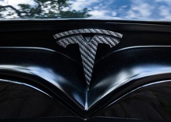 Bitcoin Impact? Billionaire Fund Supervisor Sells 1.8M Tesla Shares for Customers
