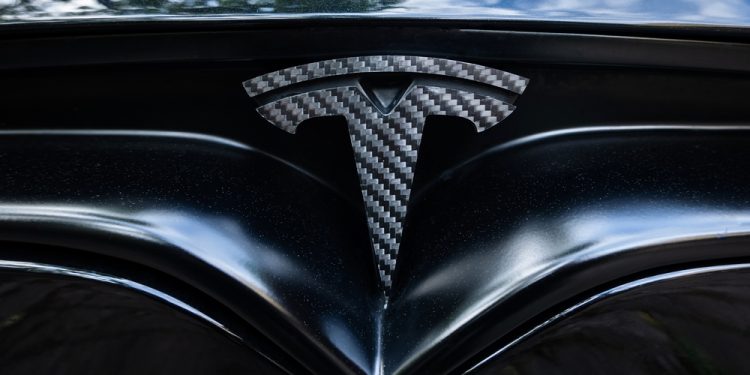Bitcoin Impact? Billionaire Fund Supervisor Sells 1.8M Tesla Shares for Customers