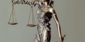SEC got it mistaken? Like Ripple accuses LBRY for token sales