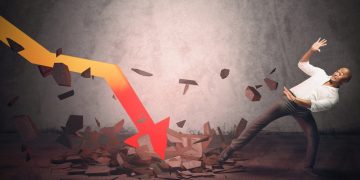 Bitcoin Dives Below Crucial Guidance, Here’s Why BTC Bears Are Again