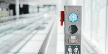 Chainlink Hits $30 as Grayscale Adds 115,570 Connection to Its Reserves