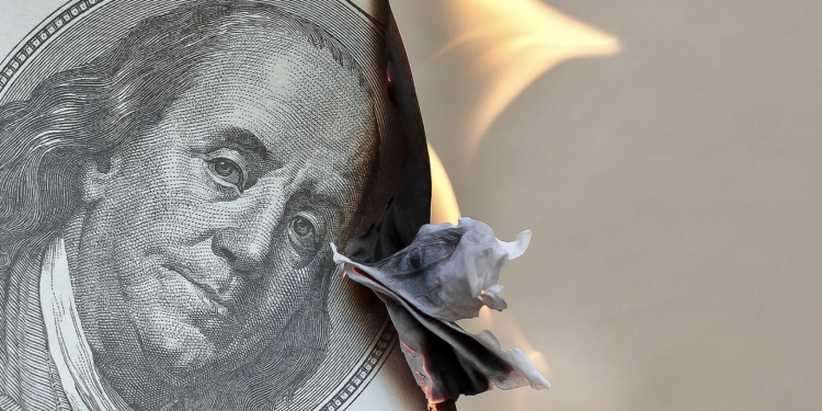 “Exponential Decay” Of The Dollar To Benefit Bitcoin Prolonged-Time period