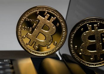 Offer crunch incoming? Bitcoin miners prevent promoting