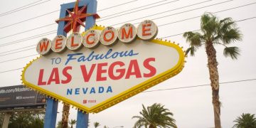 Radio Host Dave Ramsey Warns Bitcoin Investor of His “Vegas Issues”