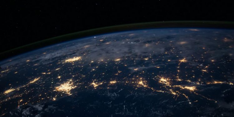 Why Cardano’s Inventor Predicts A “Internet Of Blockchain”