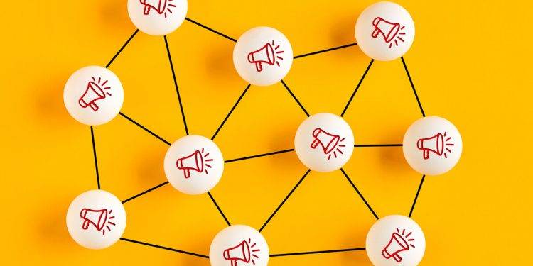 the future is dao: how are online communities evolving?