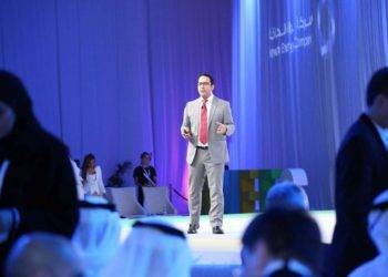 ian khan onstage