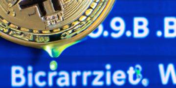 Bitcoin price drops under $29K as Walmart, Target stock lose most since 1987